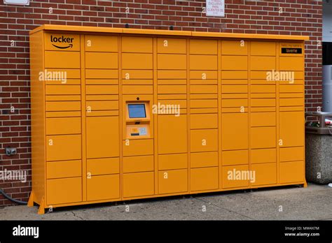 amazon pick up boxes metal|Amazon locker closest to me.